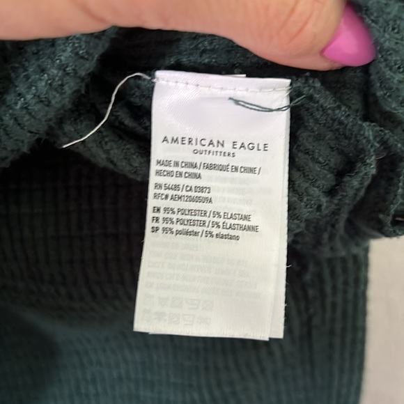 American Eagle Hunter Green Sweater - Picture 5 of 7